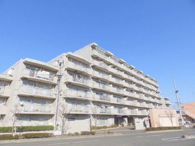 ファミリエール古河