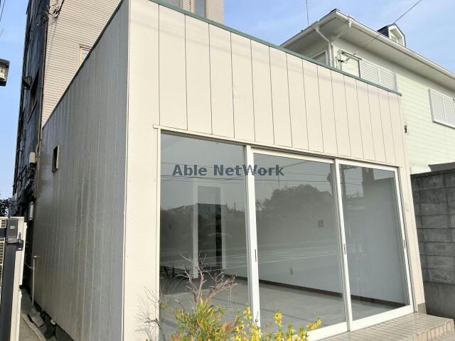 鴻巣テナントの物件外観写真