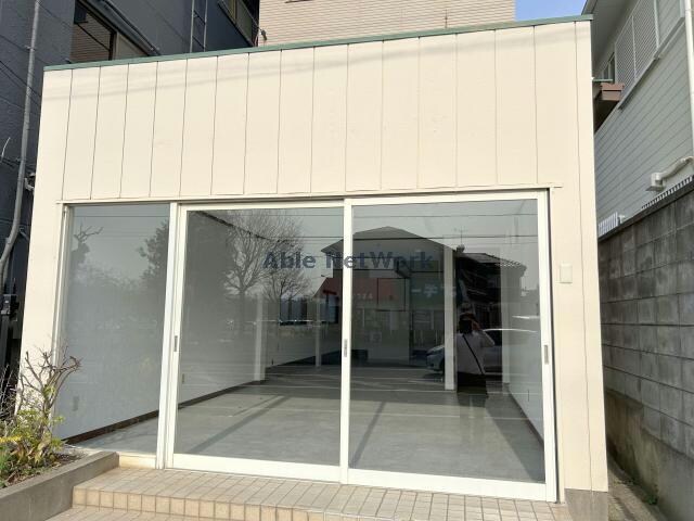 鴻巣テナントの物件外観写真