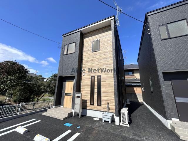 中田戸建貸家Cの物件外観写真