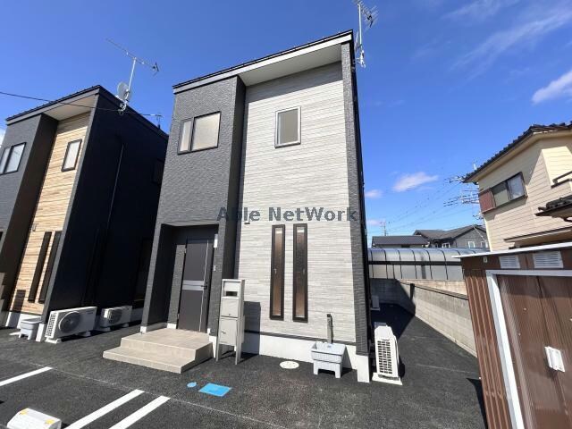 中田戸建貸家Dの物件外観写真