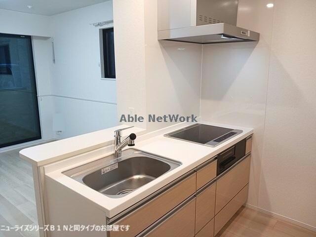 物件内観写真4　(同型モデル)