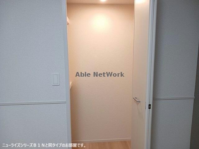 物件内観写真7　(同型モデル)