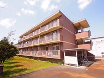 白新線・羽越本線（新潟県内） 新発田駅 3階建 築25年の外観写真