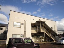 白新線・羽越本線（新潟県内） 新発田駅 2階建 築41年の外観写真