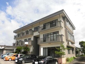 日栄ビル（宮内）外観写真