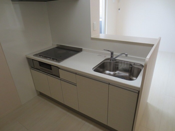 物件内観写真3　(キッチン)