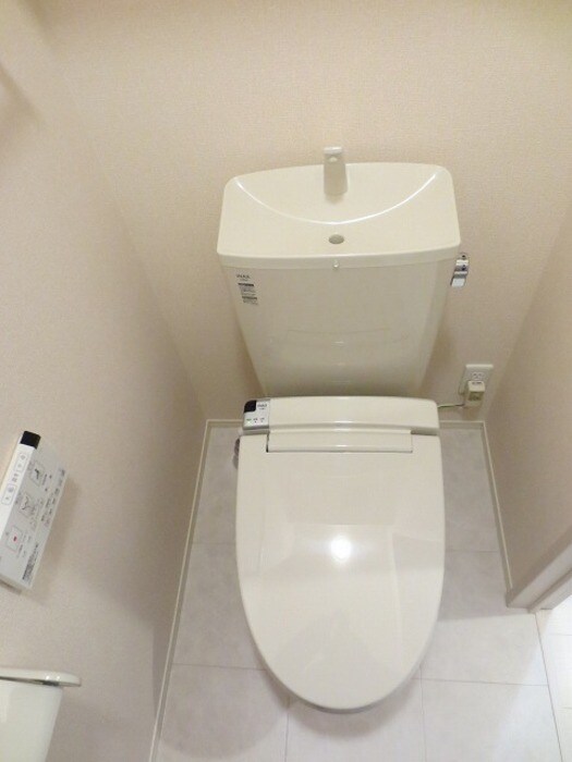 物件内観写真7　(トイレ)