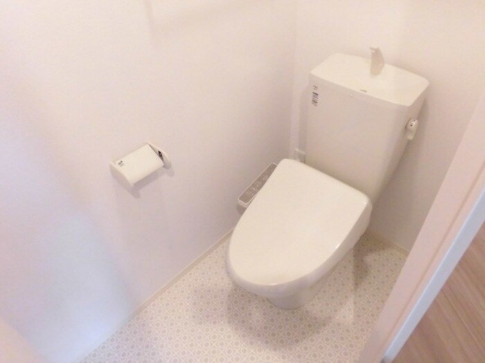 物件内観写真7　(トイレ)