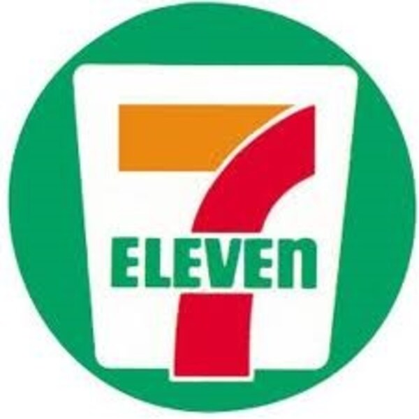 周辺環境(セブン−イレブン山形緑町３丁目店 370m)