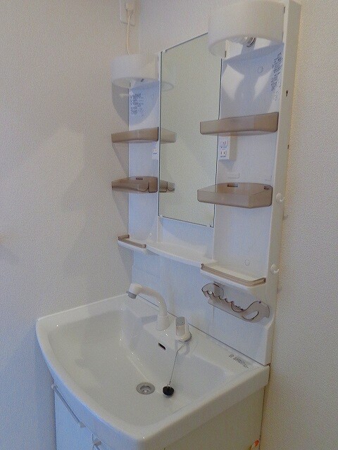 物件内観写真11　(洗面所)