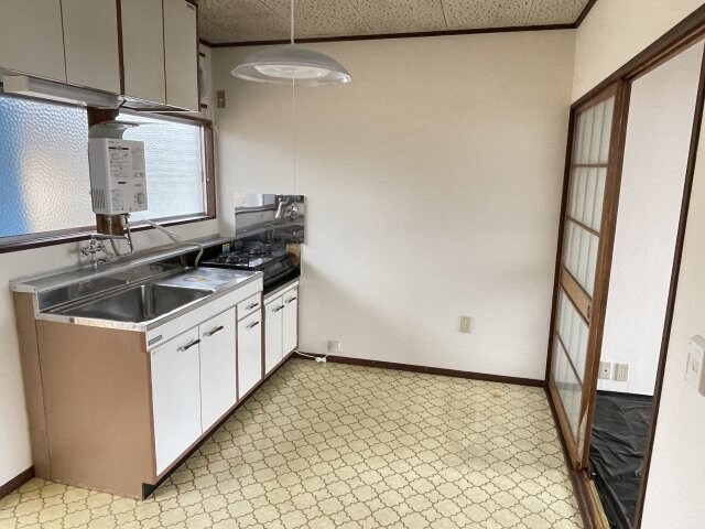 物件内観写真12　(きれいなキッチンです)