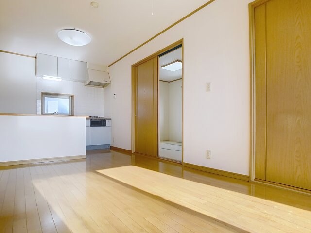 物件内観写真2　(反転タイプのサンプル写真です)