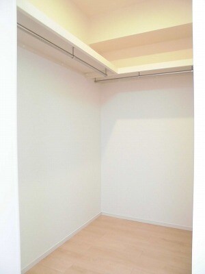 物件内観写真10　(収納)