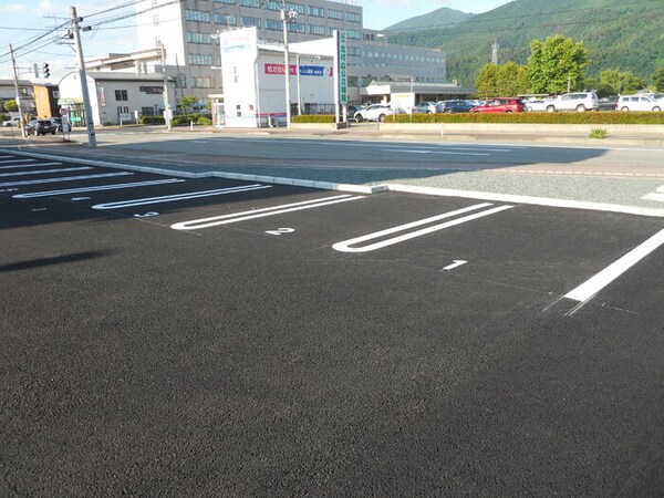 駐車場(駐車場)