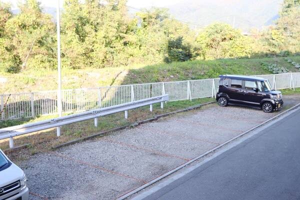 駐車場(駐車場があります)