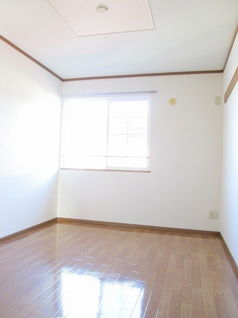 物件内観写真10　(居室・リビング)