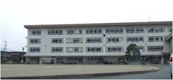 周辺環境(山形市立金井小学校 1025m)