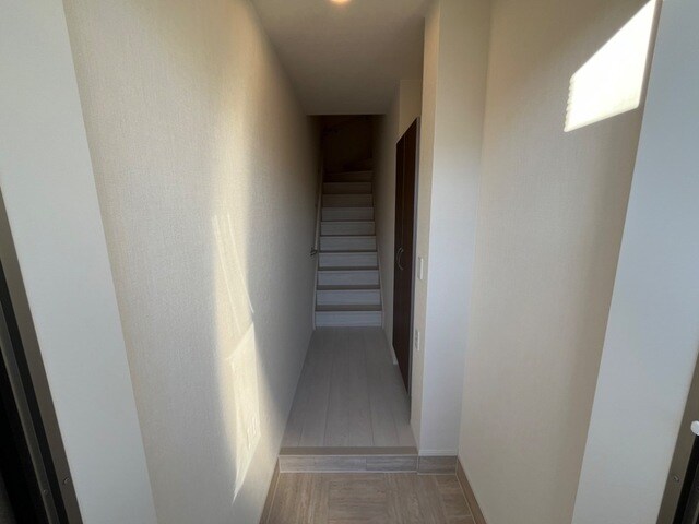 物件内観写真22　(玄関(イメージ))