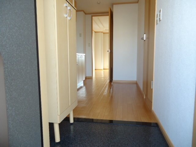 物件内観写真17　(廊下（別室写真）)