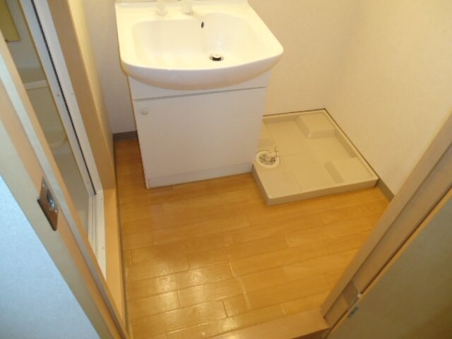 物件内観写真22　(脱衣所（別室写真）)