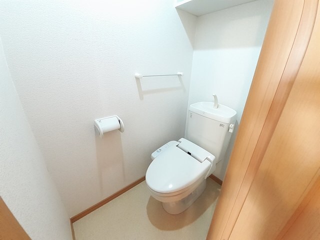 物件内観写真8　(トイレ)