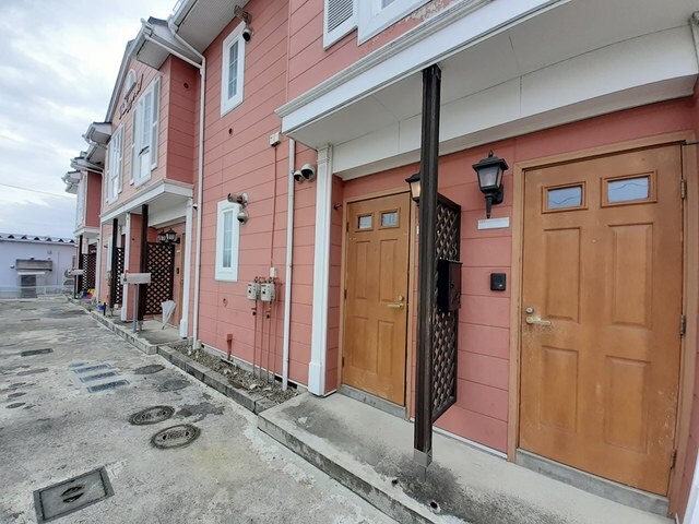 物件外観写真2　(エントランス)