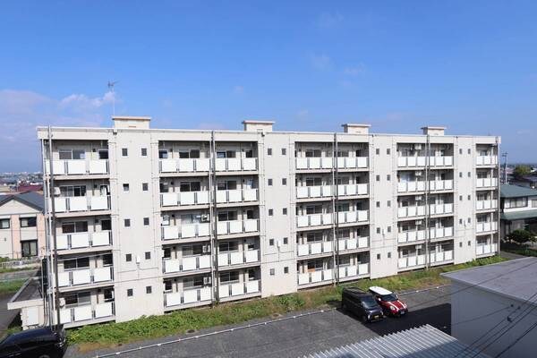 物件外観写真1　(外はこのようになっています)