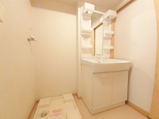 物件内観写真7　(洗面所)