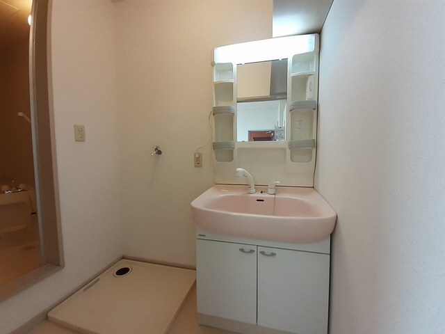 物件内観写真7　(洗面所)