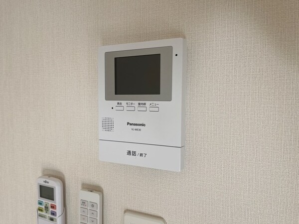 セキュリティ(カメラ付インターホン(イメージ))