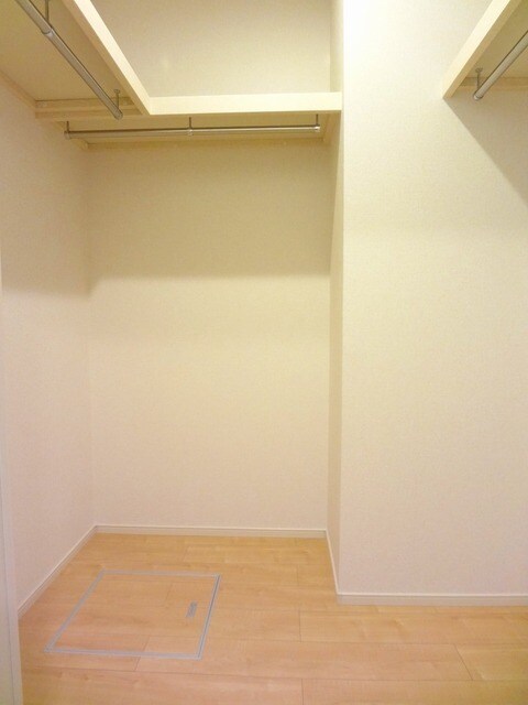 物件内観写真9　(収納)