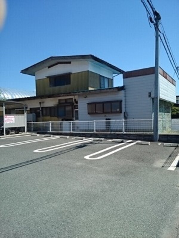 駐車場(駐車場)