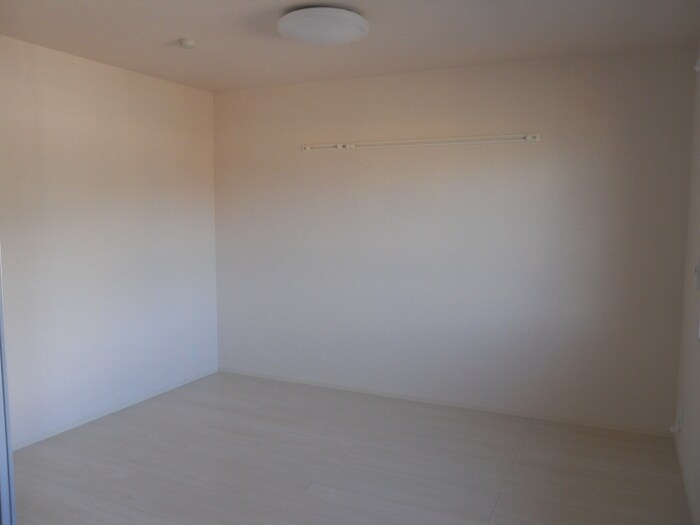 物件内観写真7　(洋室)