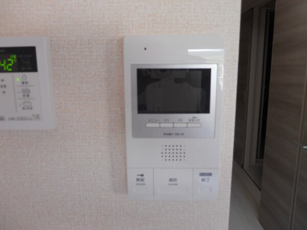 モニター付きインターホン