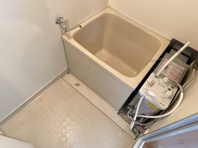 物件内観写真4　(お風呂です)