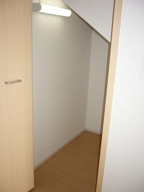 物件内観写真11　(その他)