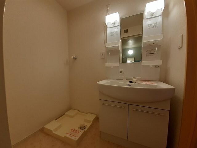 物件内観写真7　(洗面所)