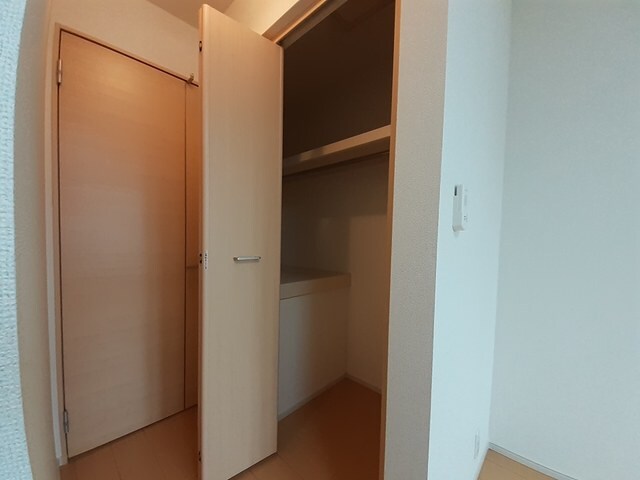 物件内観写真9　(収納)