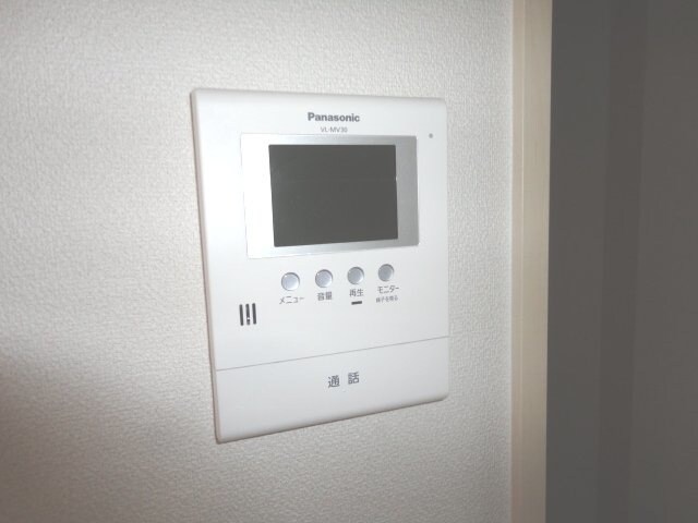 物件内観写真24　(カメラ付インターホン)