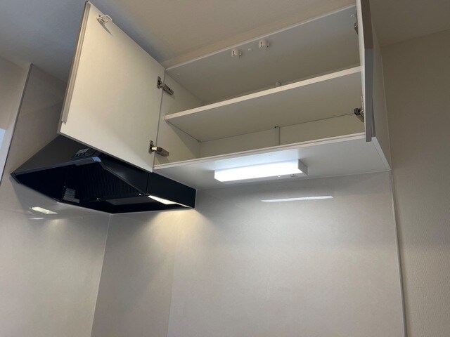 物件内観写真20　(キッチン上部収納(イメージ))