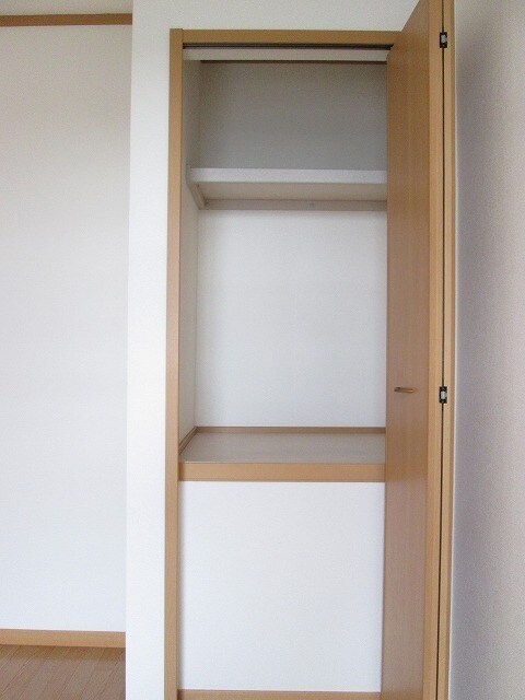 物件内観写真9　(収納)