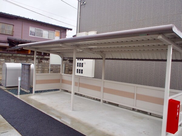 建物設備(駐輪場)