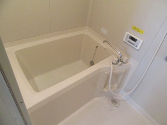 物件内観写真4　(お風呂で日々の疲れを落としましょう)