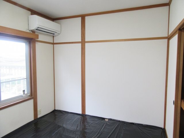 物件内観写真10　(和室ならではの温かな和の空間で寛ぎの時間を過ごせます)