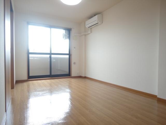 物件内観写真4　(リビング(イメージ))