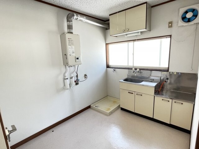 物件内観写真5　(きれいなキッチンです)