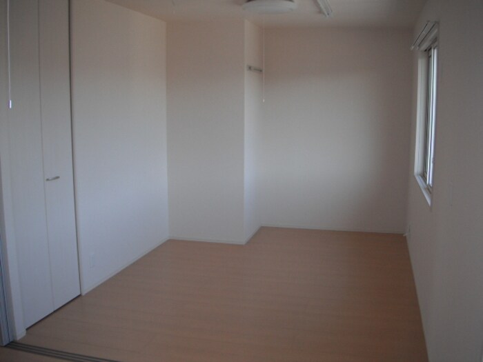 物件内観写真6　(南洋室)