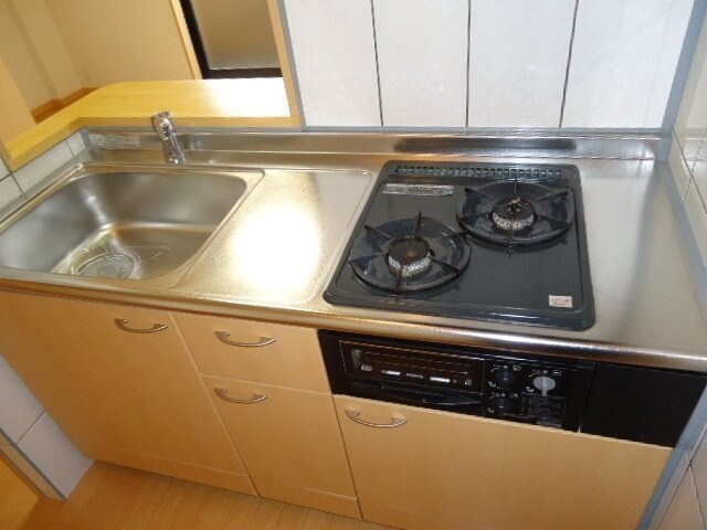 物件内観写真9　(システムキッチン（別室写真）)