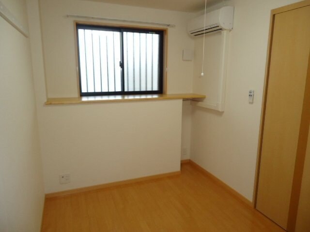 物件内観写真12　(洋室（別室写真）)